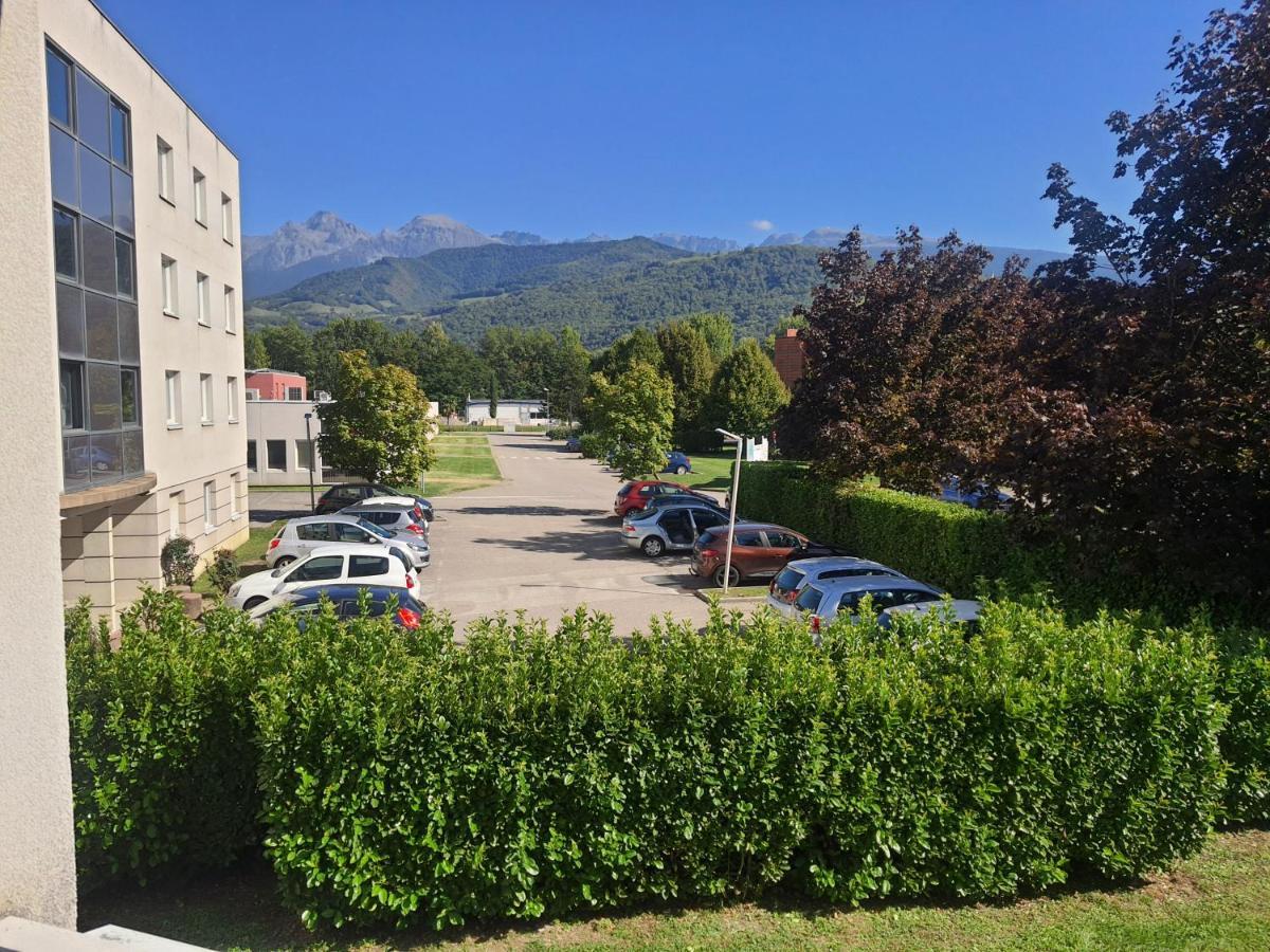 Studio au calme dans résidence Gauguin pour location courte durée et étudiants Gières Extérieur photo